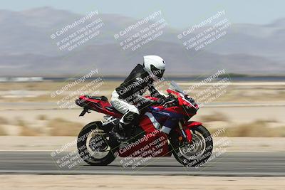 media/May-25-2025-TrackXperience (Sun) [[393a69de75]]/Level 1/Session 5 (Speed Pans)/